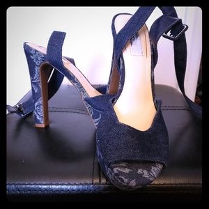 Women's shoes